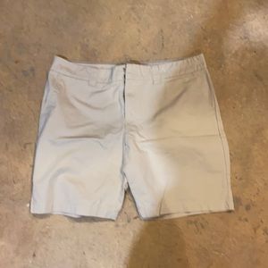 Tommy Hilfiger khaki shorts